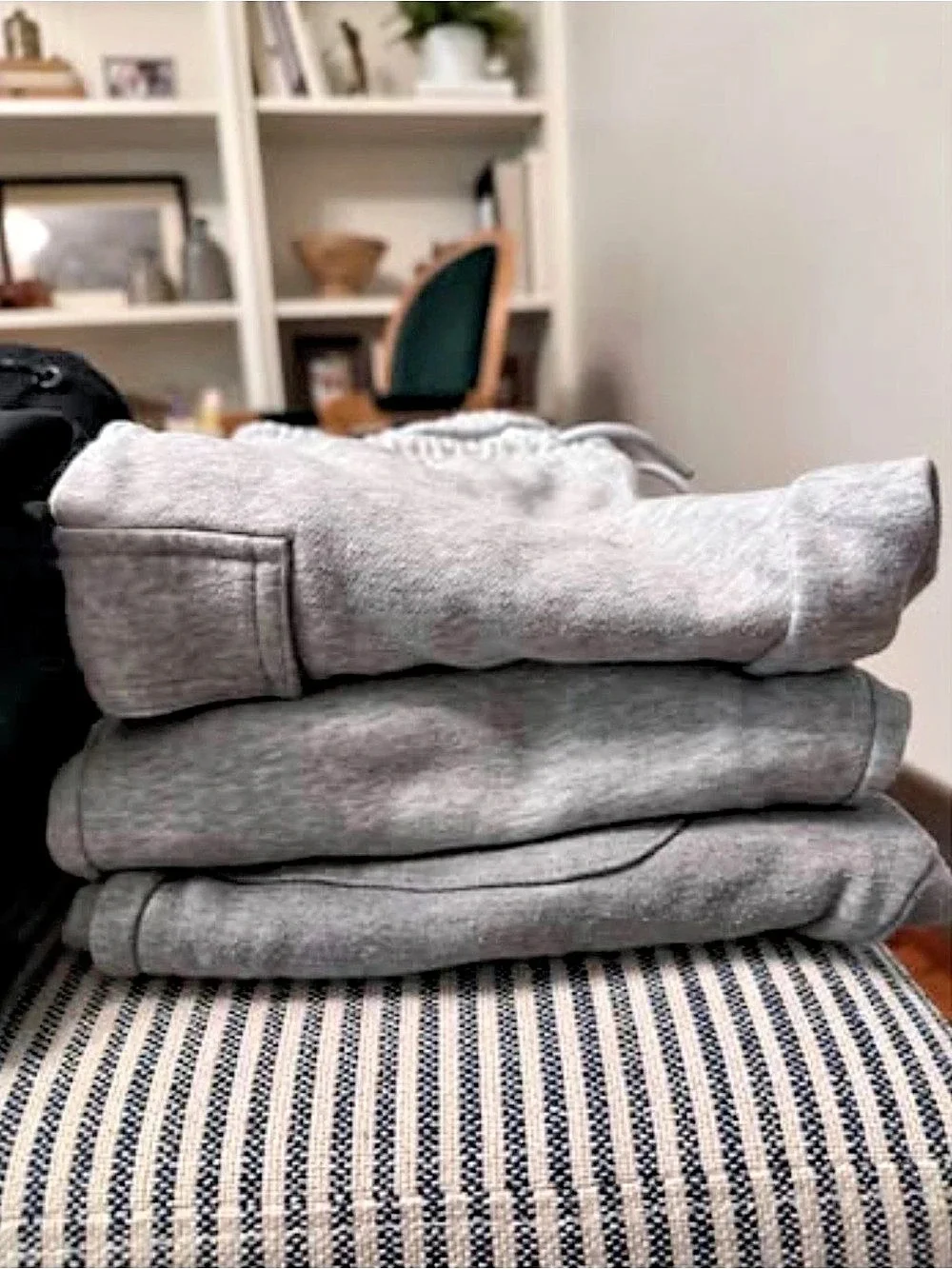 8 pair of Joggers - Youth 8